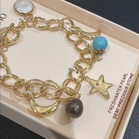 Camila Coelho | Celestial Motif Freshwater Pearl Charm Bracelet - Picture 3 of 12